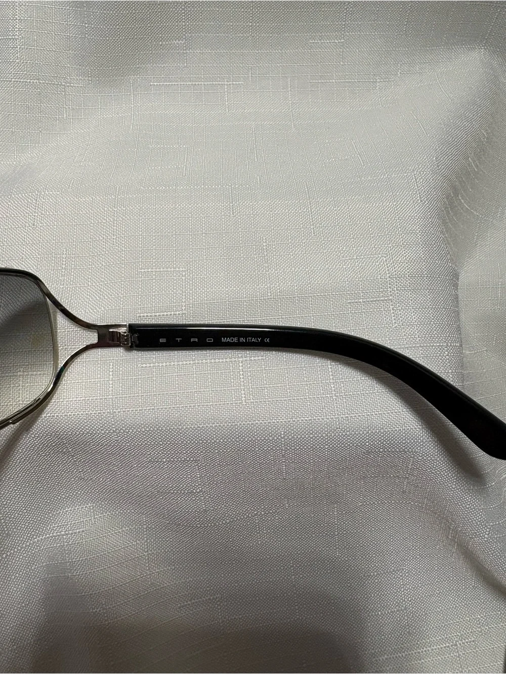 Etro Vintage Designer Sunglasses with Smoke Gradient Lenses - Black Frame